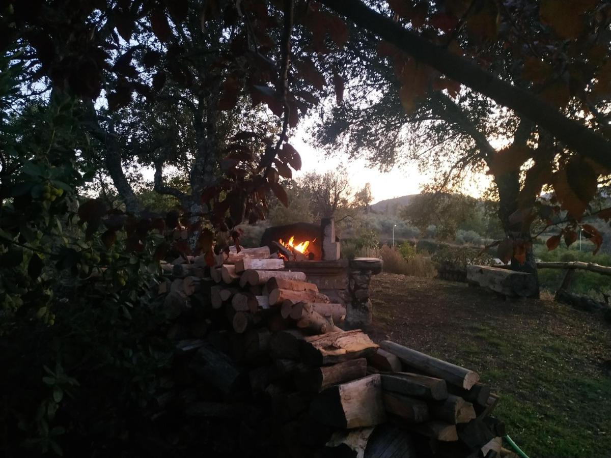 La Simona Casa Rural Perales del Puerto Екстериор снимка